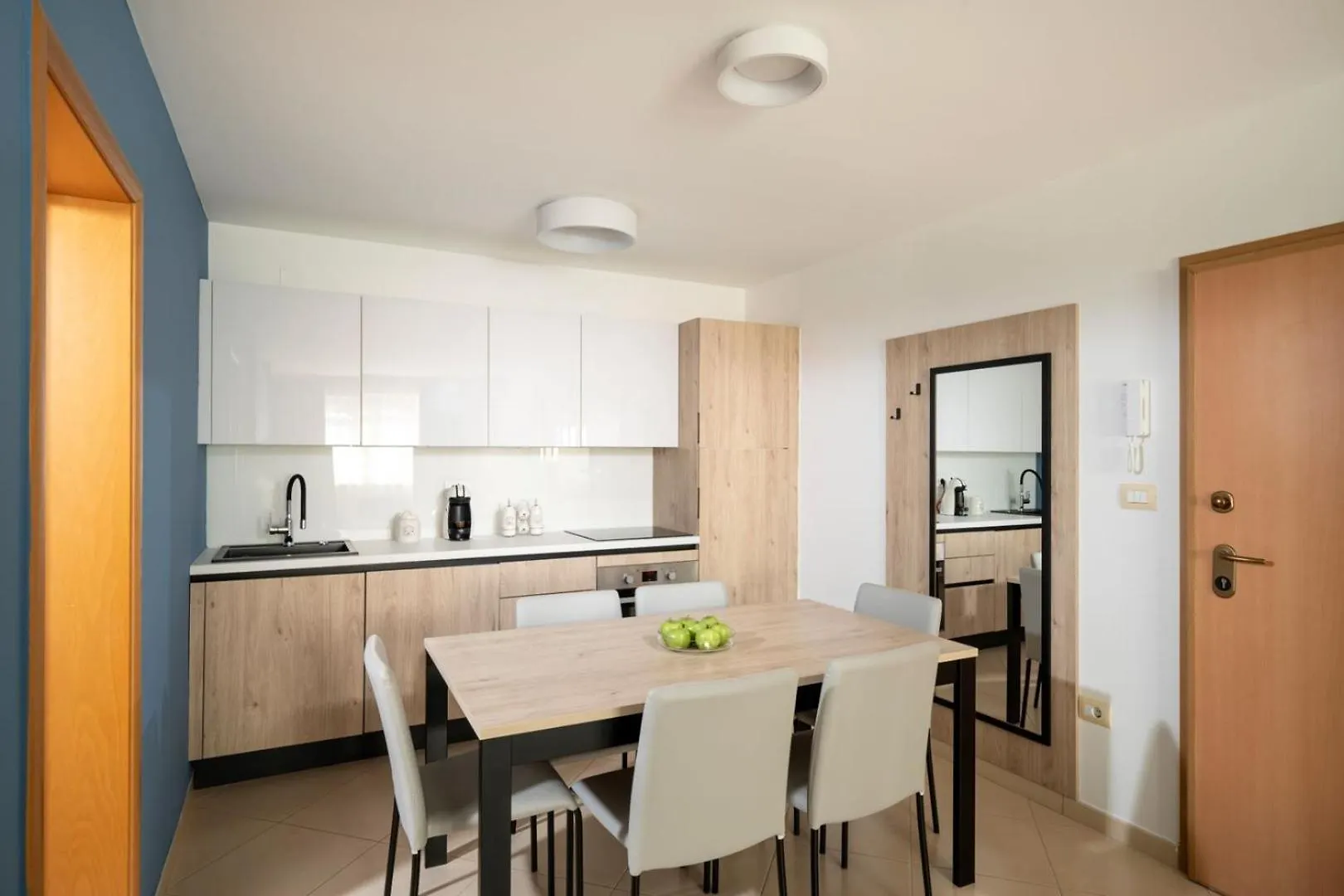 Apartment Garden Palace B228 Umag Croatia